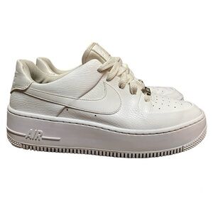 Nike Air Force 1 sage low triple white sneakers